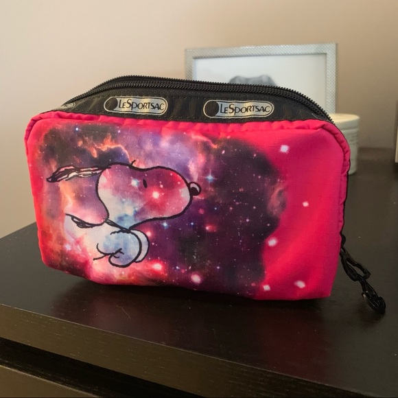 Lesportsac Handbags - LeSportsac Snoopy Cosmetic Case